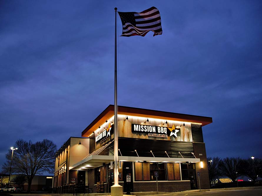 The Bowling Green, KY MISSION BBQ building.